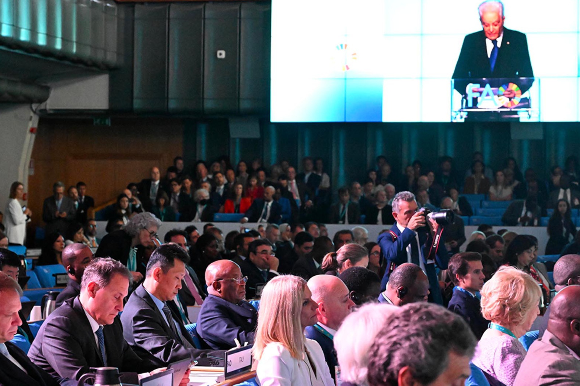 lollobrigida-mattarella Platea ascolta il discorso del Presidente della Repubblica Sergio Mattarella