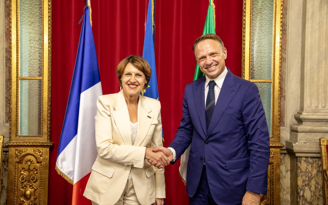 Francia e Italia condividono l’impegno comune per il futuro dell’agricoltura europea ed esprimono le stesse preoccupazioni sull’impatto dell’accordo tra Unione Europea e Mercosur, così come sui rischi di una PAC futura senza un bilancio dedicato, per il settore agricolo europeo.