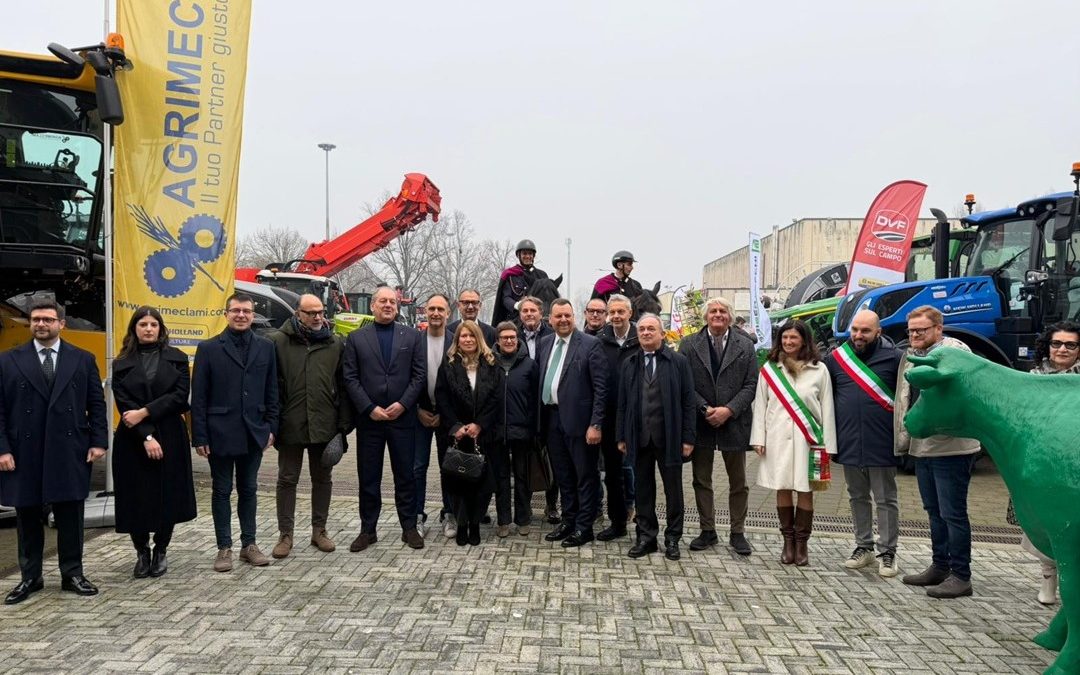 Zootecnia lombarda: l’Assessore regionale all’Agricoltura, Sovranità alimentare e Foreste inaugura il “Bovimac”