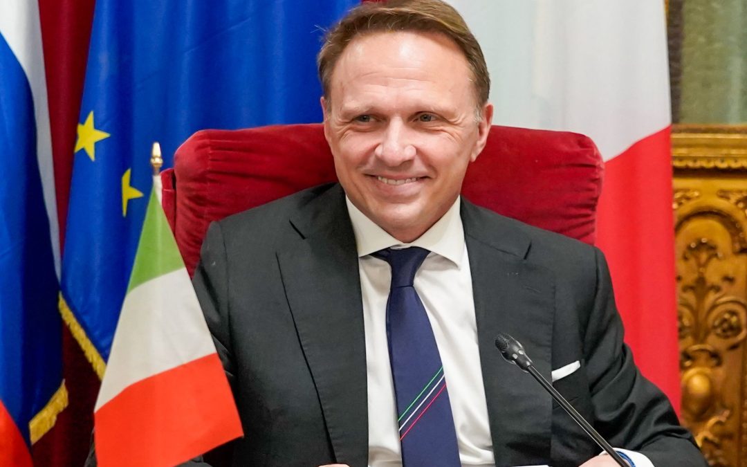 Ue. Lollobrigida: “Stop al ‘meat sounding’ e più forza agli agricoltori nei contratti”