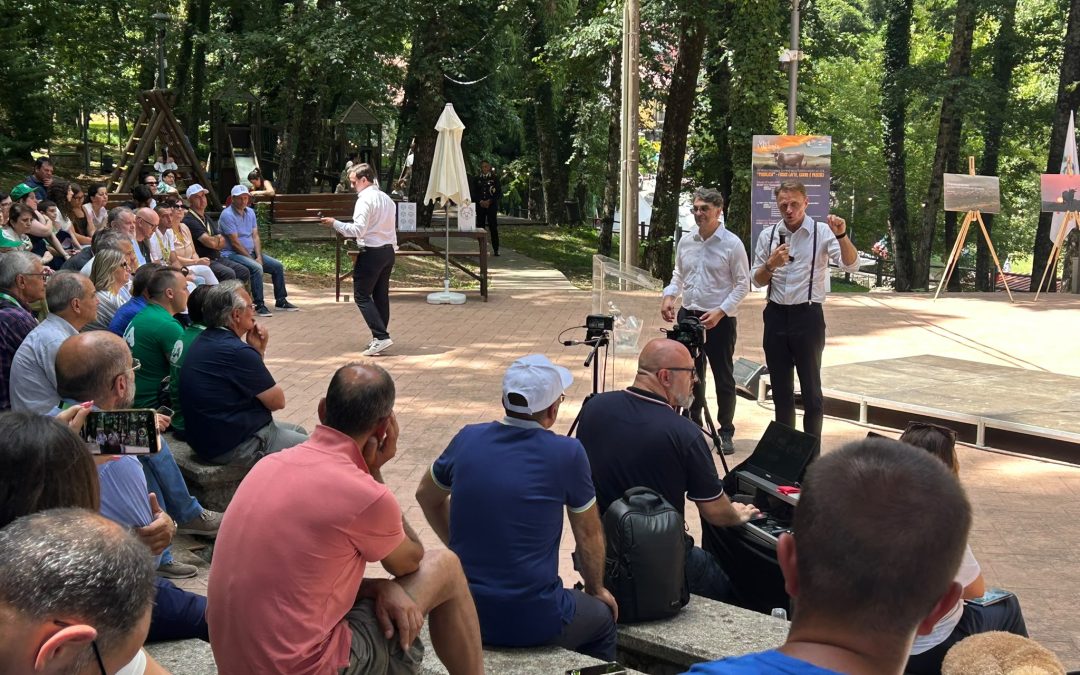 Le visite istituzionali alla manifestazione zootecnica sulle sponde del lago Sirino, giunta alla quarta edizione